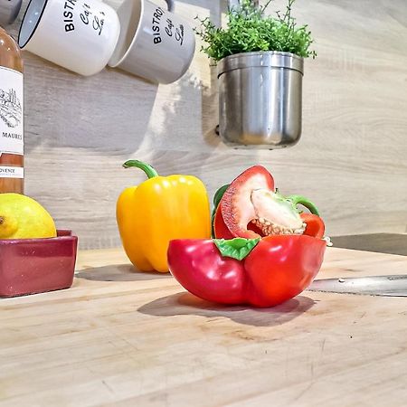 Appart Cosy Terrasse Gare De Nimes Apartman Kültér fotó
